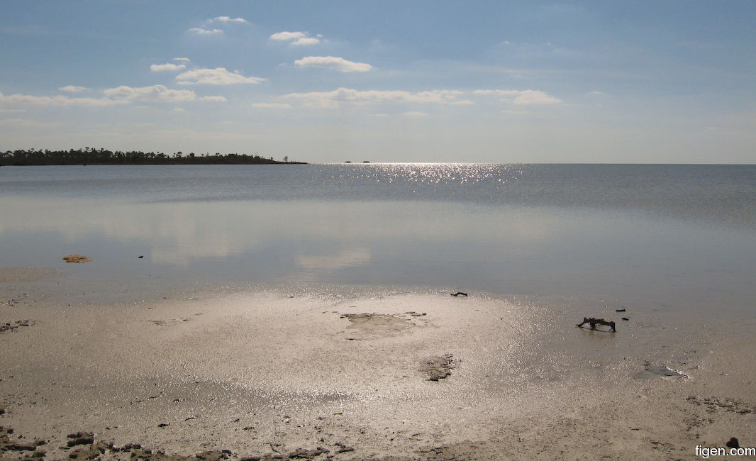 big_071104-Abaco-Dumpa-lowtide2.jpg