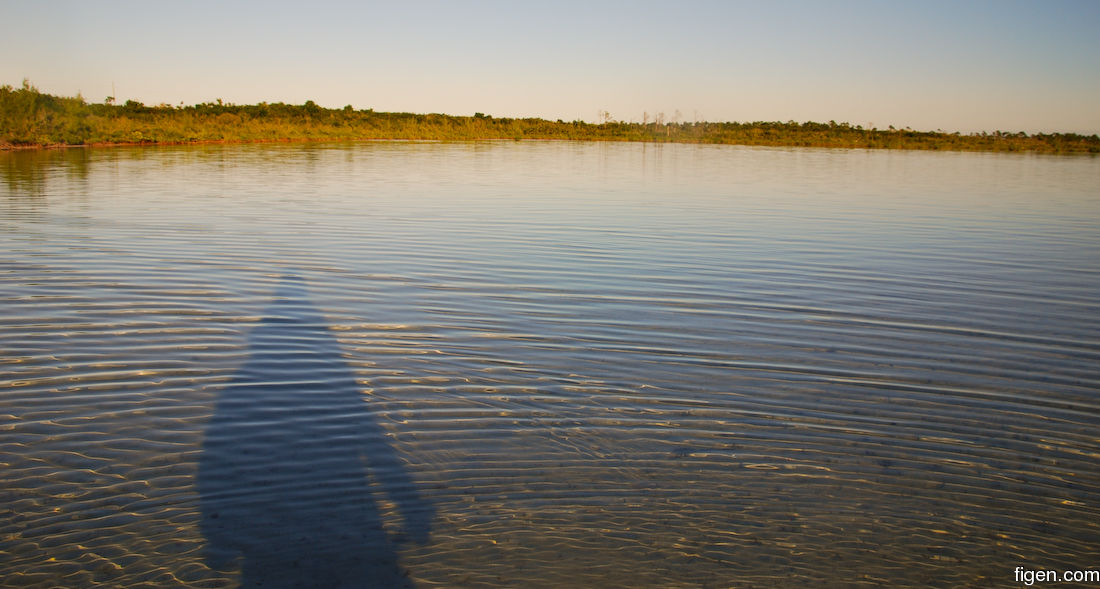 big_071115-Abaco-dumpa-shadow.jpg