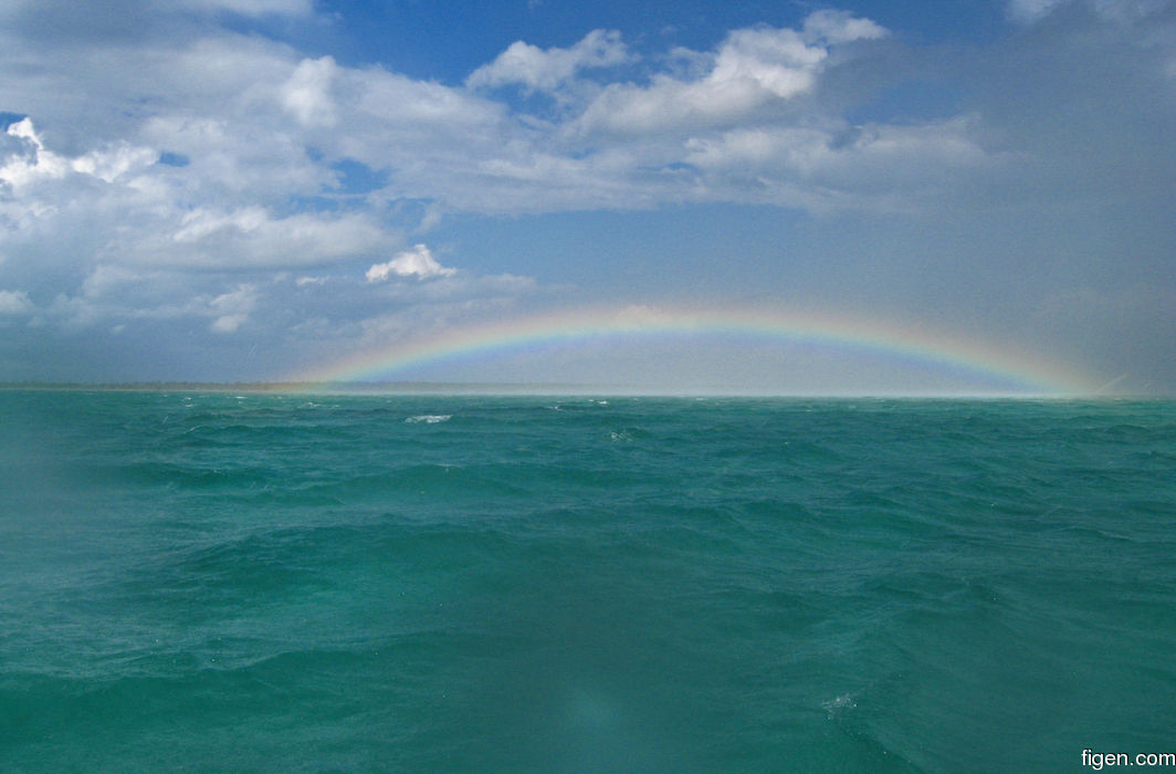 big_080226-bahamas-abaco-ocean-rain2.jpg