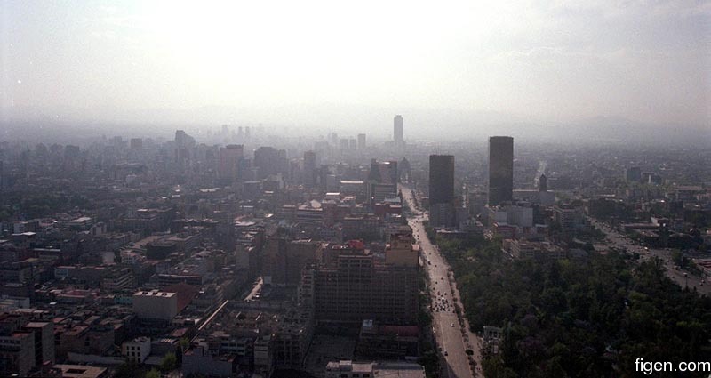 big_990407-mexico-mexico_city-smog.jpg