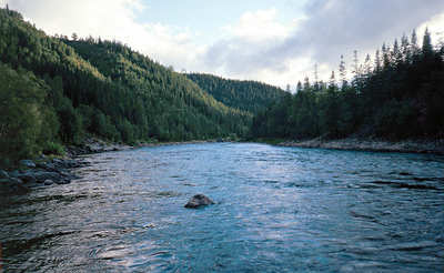 big_030804-Nordland-brekk-over-fossen3.html